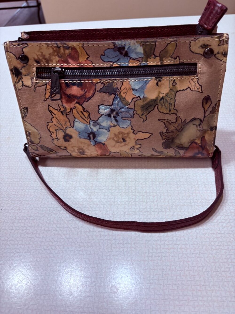 Like New Patricia Nash Dusty Rose Messenger/Crossbody & shoulder straps - Picture 2 of 14